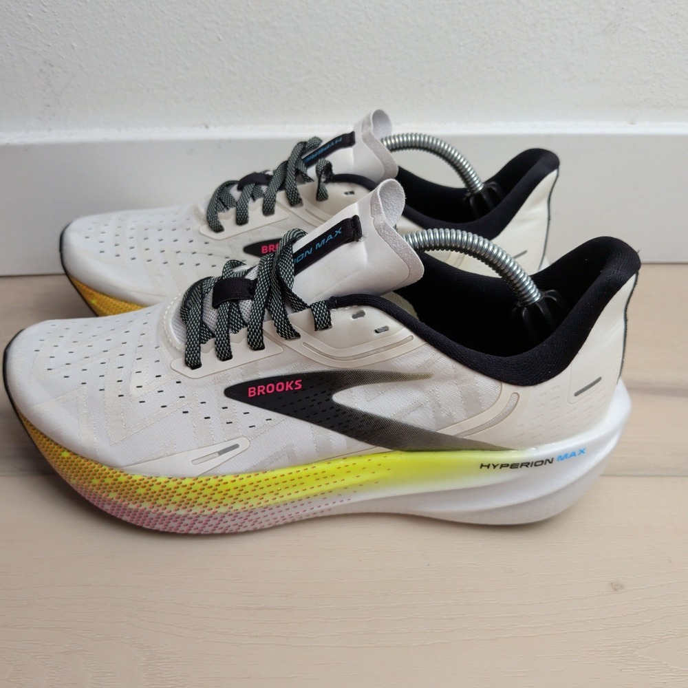 Brooks Hyperion Max Women 8 Running Shoes White Pink Yellow Sneakers 1203771B195